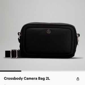 Lululemon camera bag crossbody 2L